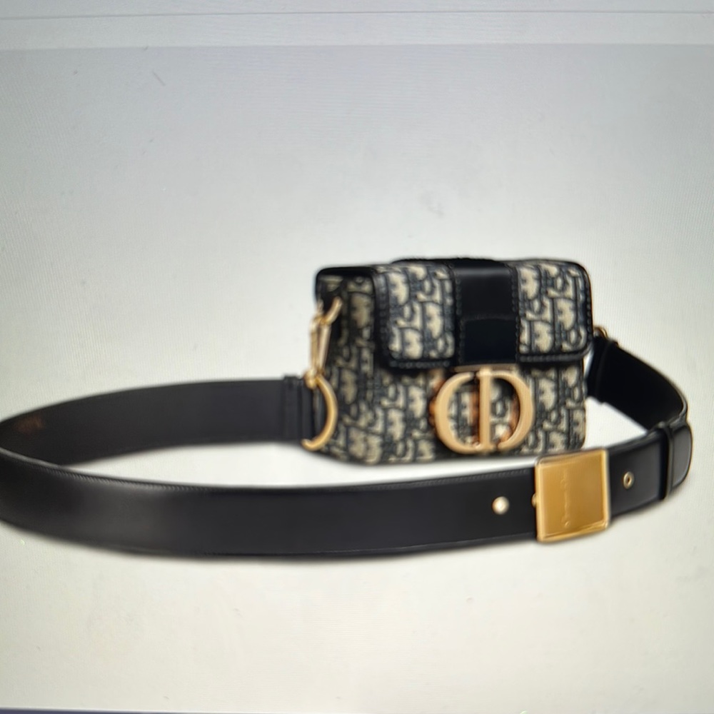 ❤️❤️HOST PICK❤️❤️ Christian Dior 30 Montaigne Box Bag
